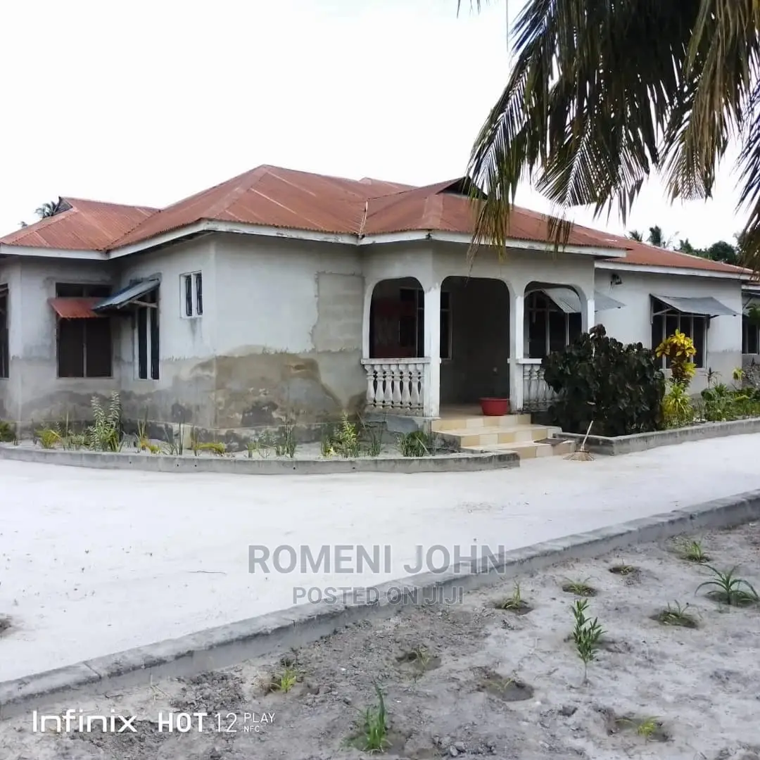 Furnished 5bdrm Apartment in Tanzania Dsm Ukonga for Sale