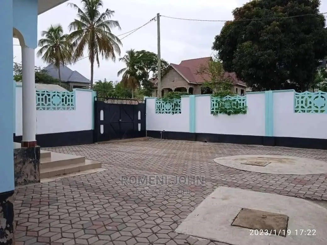 Furnished 3bdrm House in Tanzania Dsm Ubungo, Ukonga for Sale