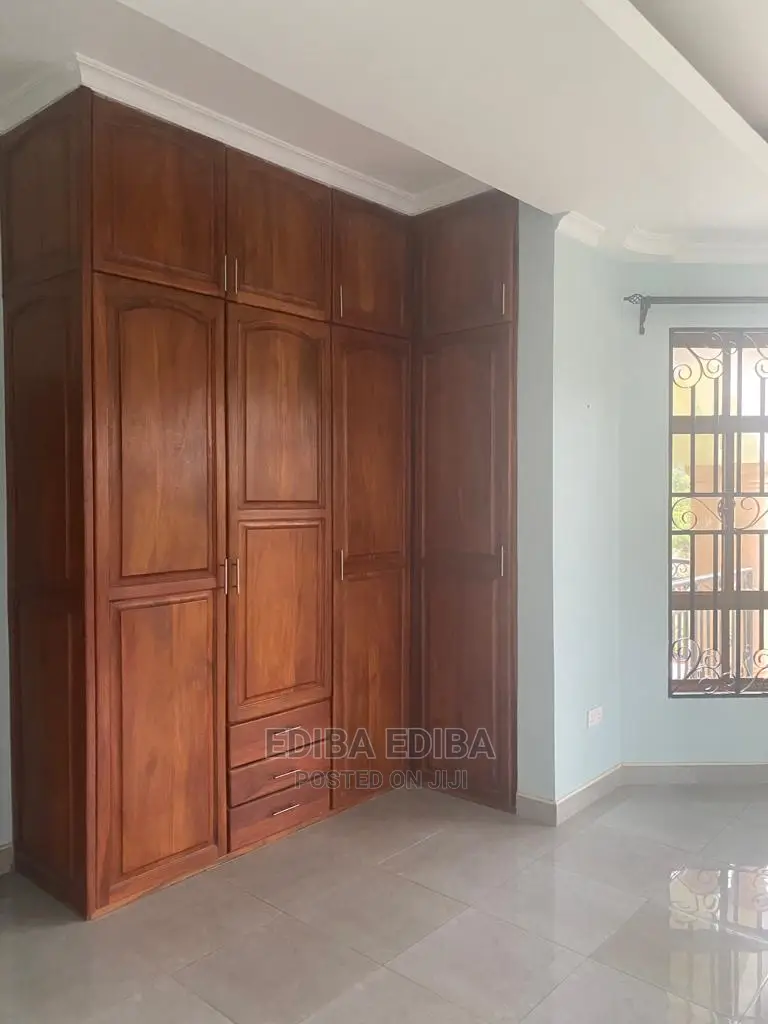 4bdrm House in Ediba Real Estate, Njiro for Rent