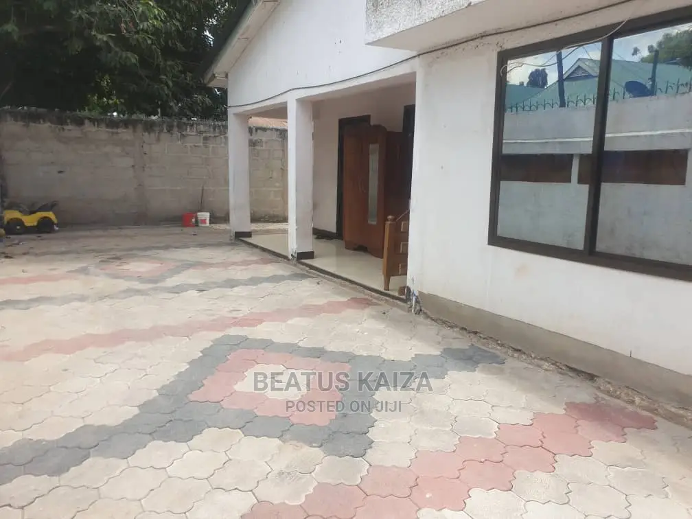 1bdrm Apartment in Kinondoni Mk for Rent