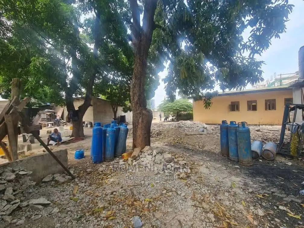 Eneo La Kibiashara Linauzwa Ubungo Mawasiliano, Tshs Bln 1.5