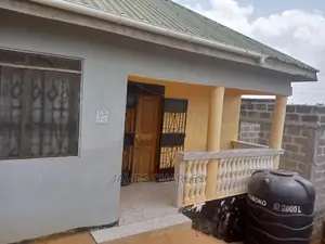 3bdrm Mansion in Golani, Kimara for sale