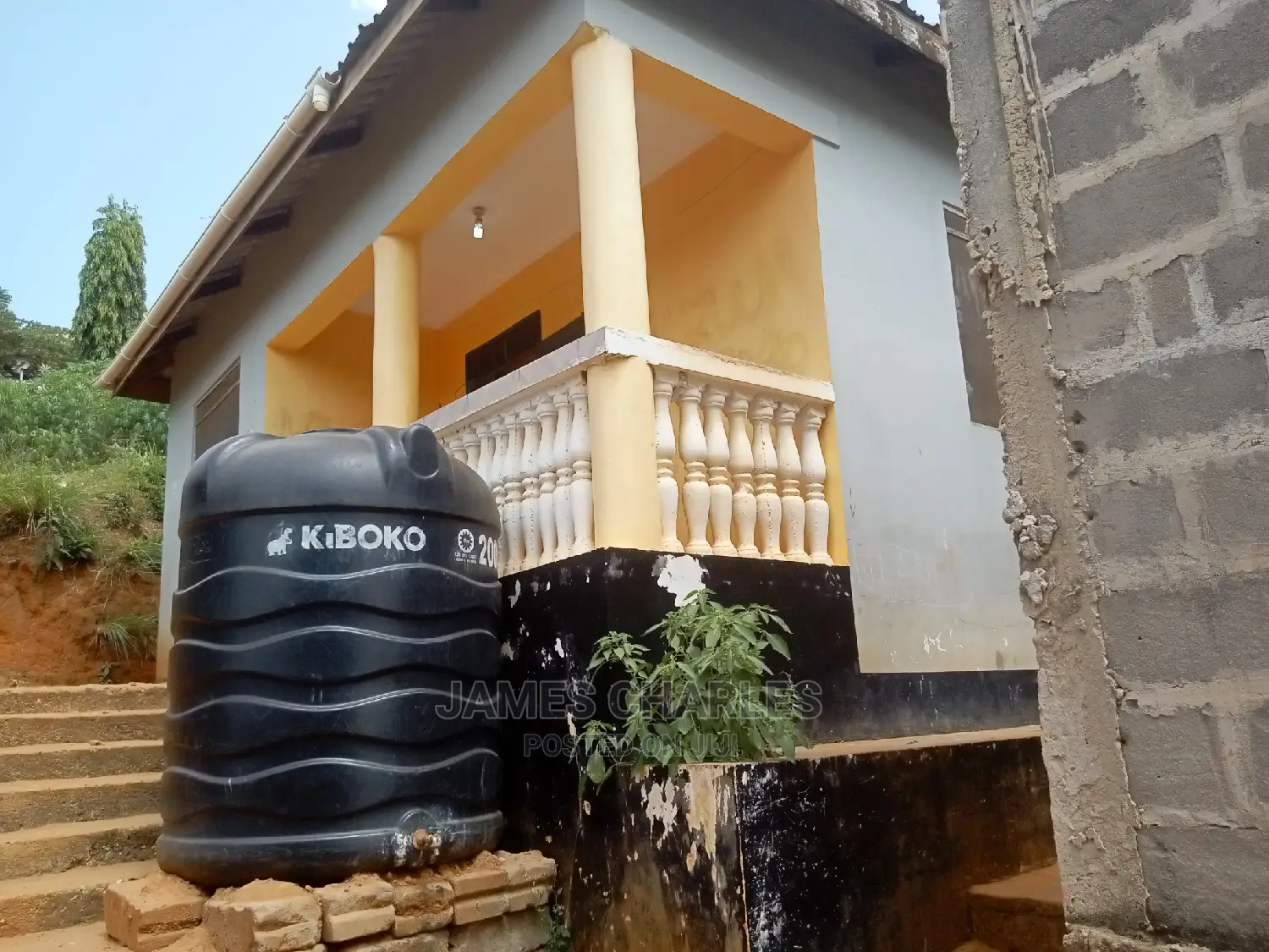 3bdrm Mansion in Golani, Kimara for sale