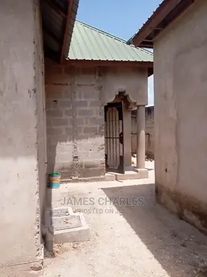 2bdrm House in Goba Kinzudi for sale