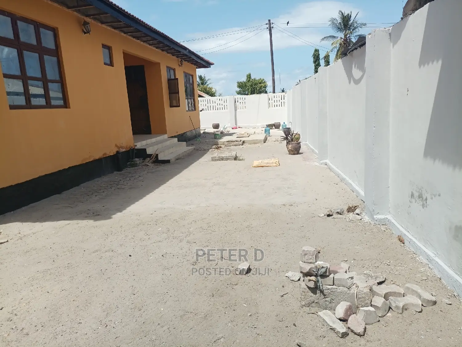 3bdrm House in Mbezi for Rent