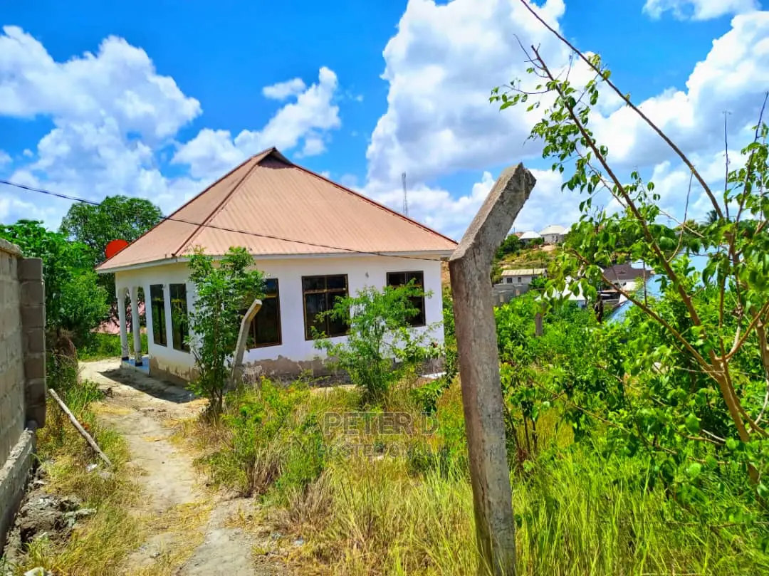 3bdrm House in Mbezi for Sale