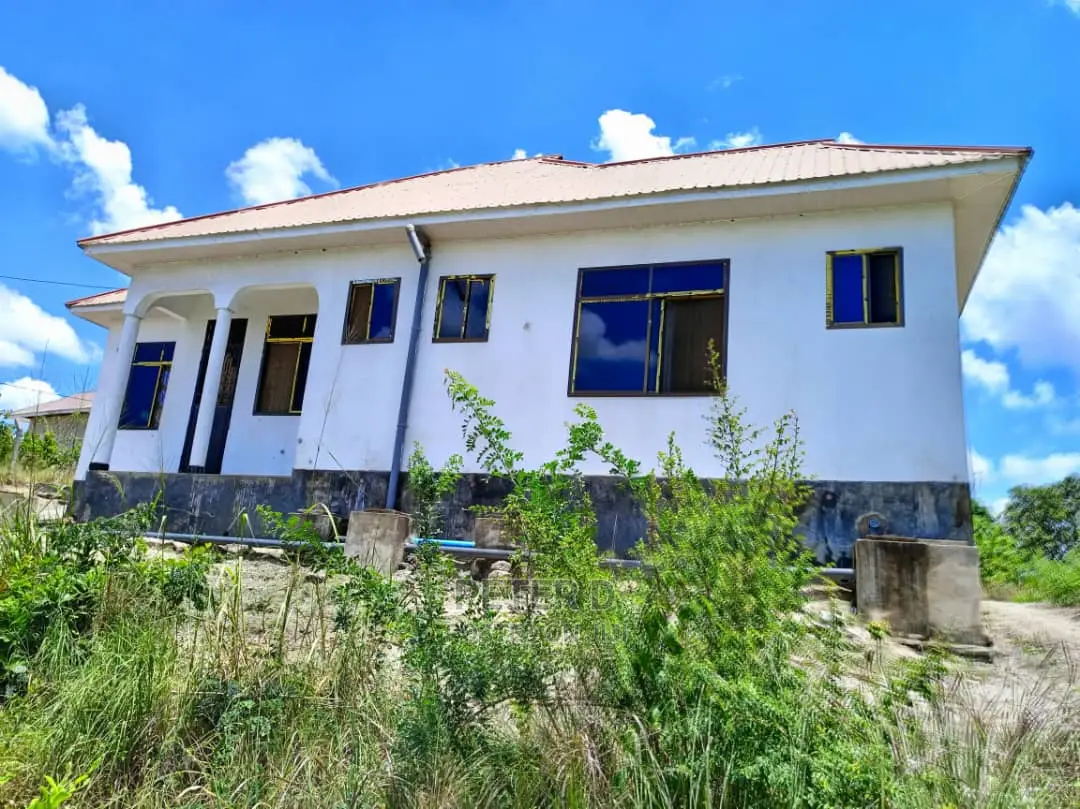 3bdrm House in Mbezi for Sale