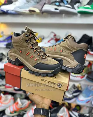 Sky View Boot