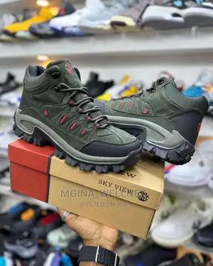 Sky View Boot