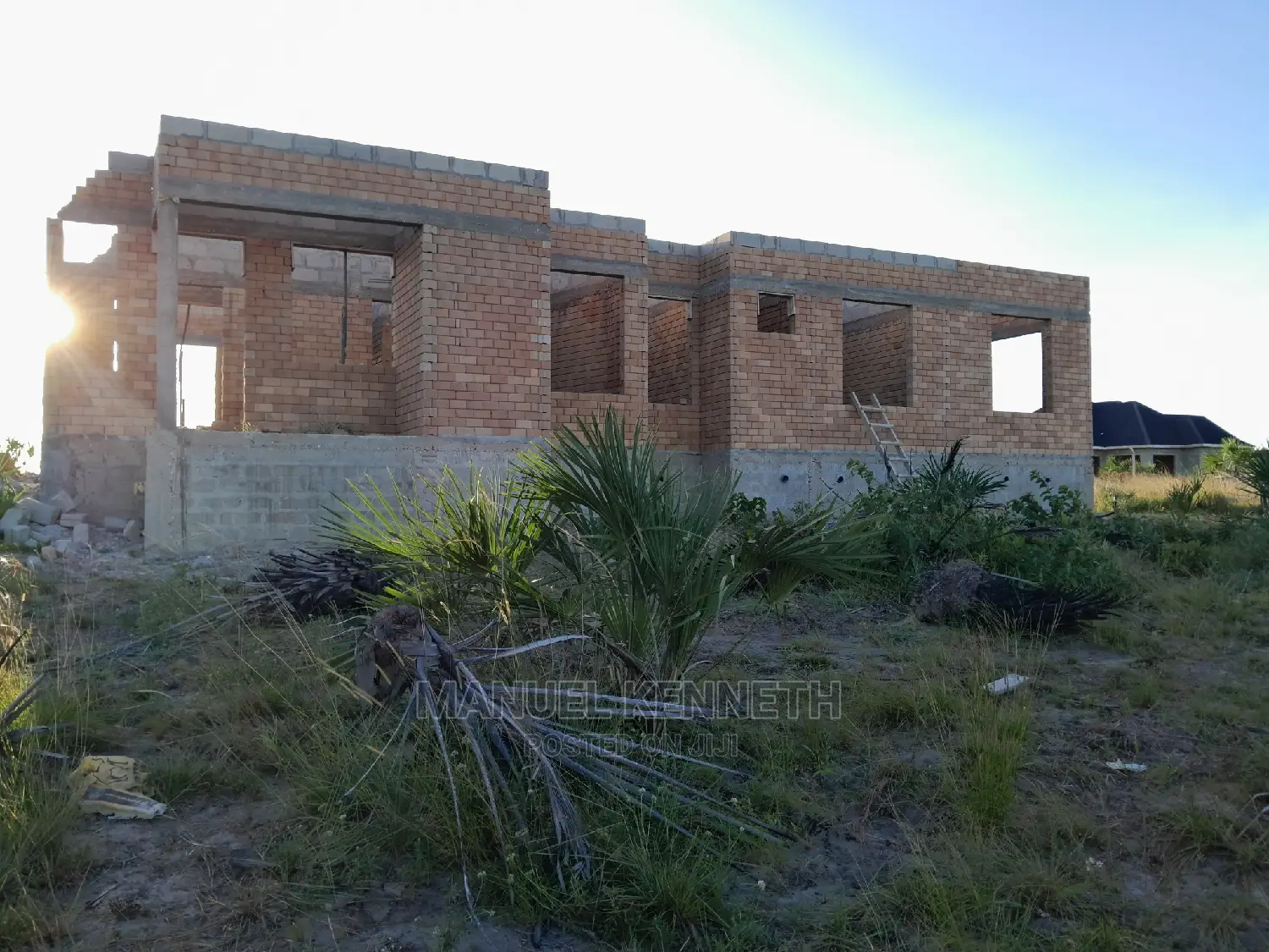 Kigamboni Amani Gomvu Unfinished House for Sale.