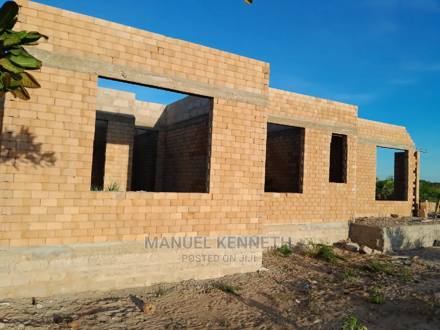 Kigamboni Amani Gomvu Unfinished House for Sale.