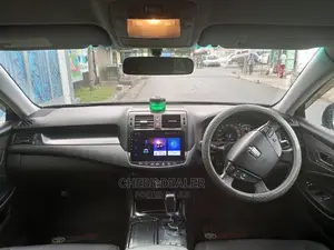 Toyota Crown 2010 Black