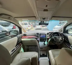Toyota Alphard 2008 Gold