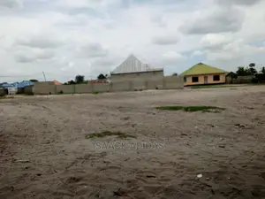 A Very Big Surveyed Plot at Kivule Shule 1300 Sqmt, 35 Mil