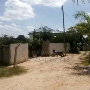 4bdrm House in Kibamba Shule, Kinondoni for Sale