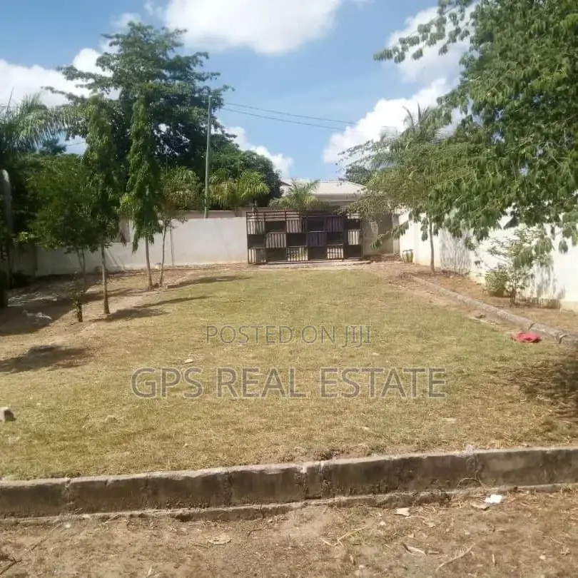 4bdrm House in Kibamba Shule, Kinondoni for Sale