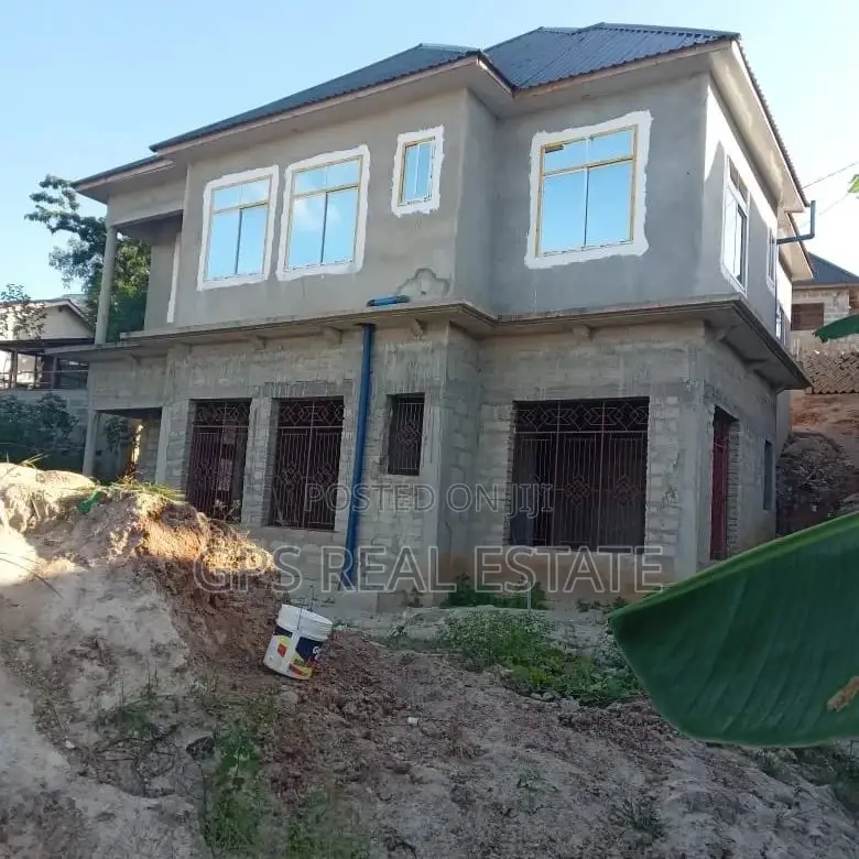 4bdrm House in Mbezi Kwa Msuguri, Kinondoni for Sale
