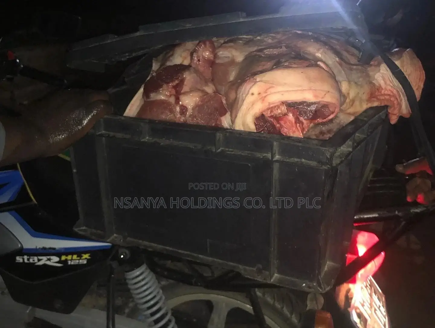 Tunauza Nyama Ya Nguruwe Ya Kawaida Kg 1 TSHS 15,000/=
