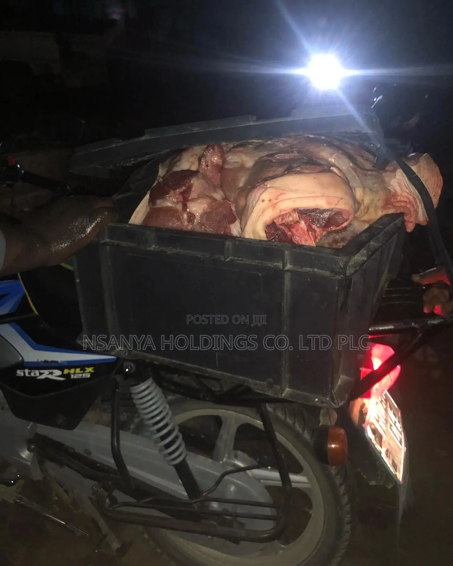 Tunauza Nyama Ya Nguruwe Ya Kawaida Kg 1 TSHS 15,000/=