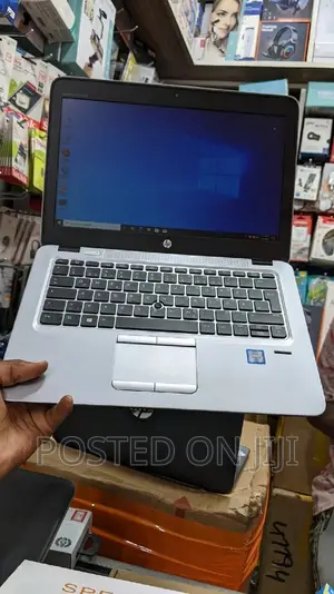 Laptop HP EliteBook 820 G3 8GB Intel Core I5 SSD 256GB
