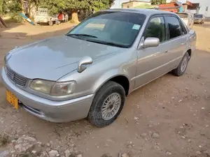 Toyota Corolla 1999 Silver