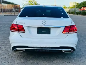 Mercedes-Benz E250 SV Premium 2014 White