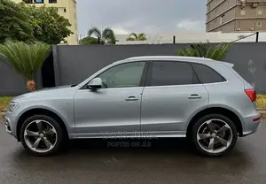 Audi Q5 2010 Gray