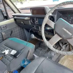Toyota Land Cruiser 2000 Beige
