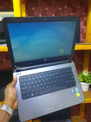 Laptop HP 245 G3 8GB Intel Core I3 HDD 500GB