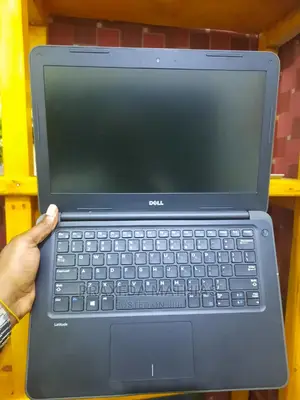 Laptop Dell Latitude 13 3380 4GB Intel Core I3 HDD 500GB