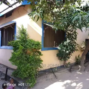 Furnished 6bdrm Townhouse/Terrace in Tanzania Dsm Ukonga for Sale