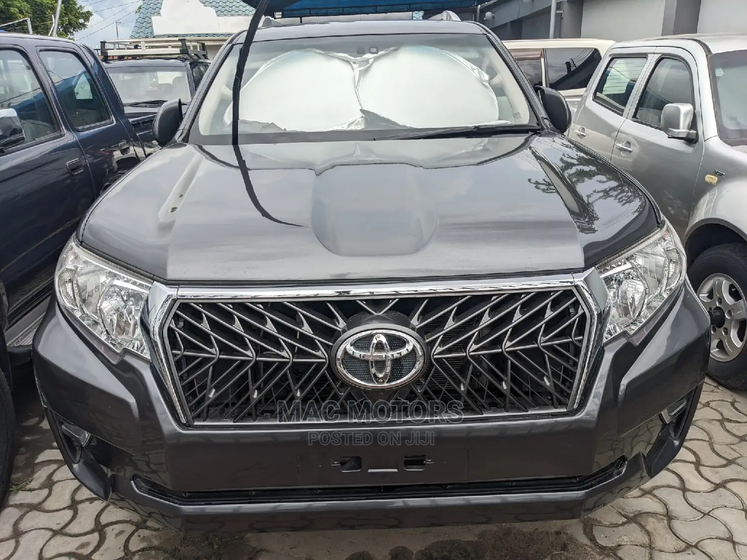 Toyota Land Cruiser Prado 3.0 190hp 2018 Gray