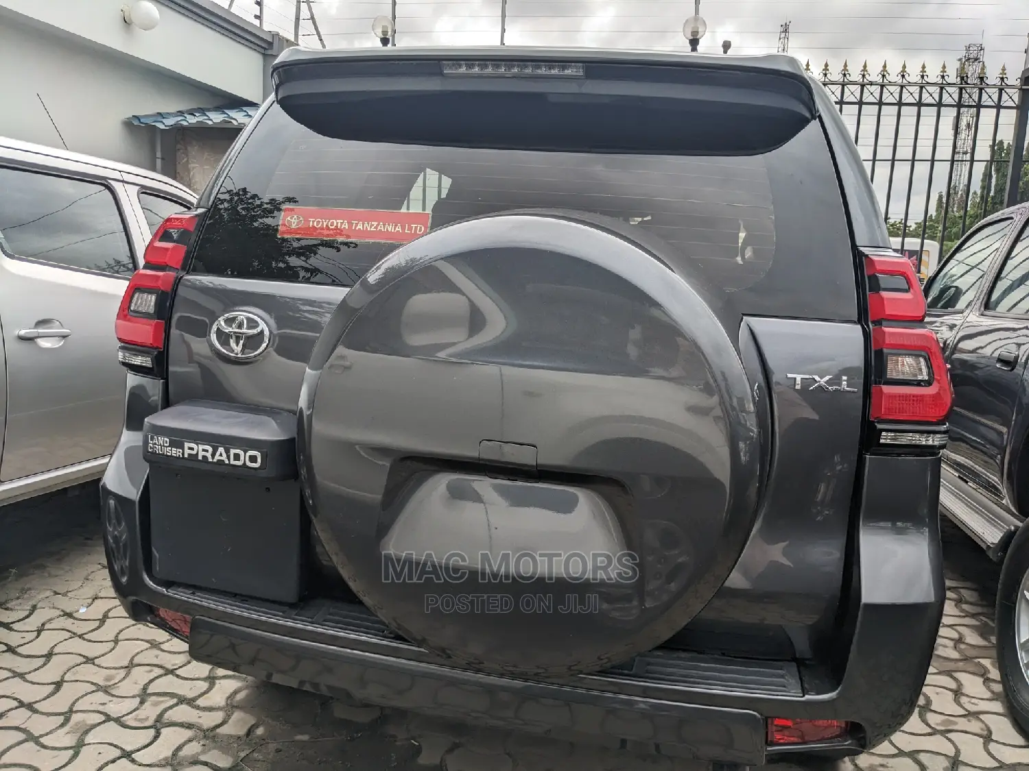 Toyota Land Cruiser Prado 3.0 190hp 2018 Gray