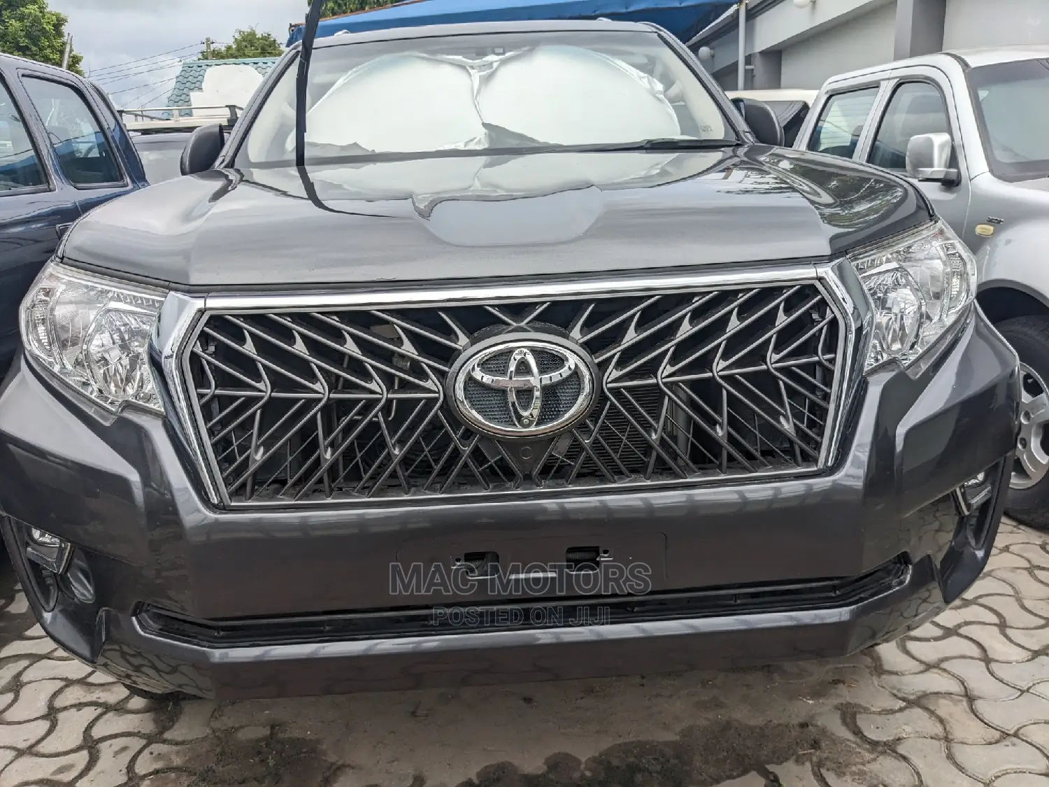 Toyota Land Cruiser Prado 3.0 190hp 2018 Gray