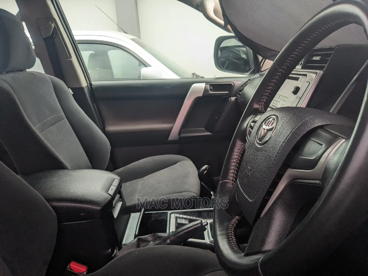 Toyota Land Cruiser Prado 3.0 190hp 2018 Gray