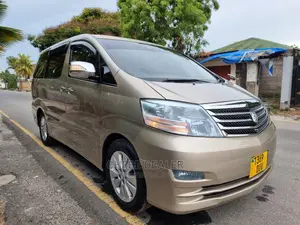 Toyota Alphard 2006 Gold