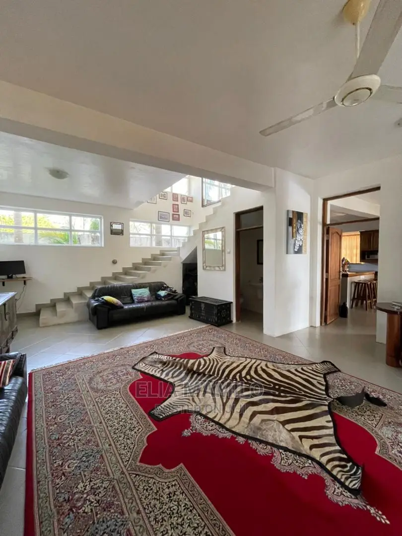 4bdrm House in Kunduchi, Dar Es for Sale