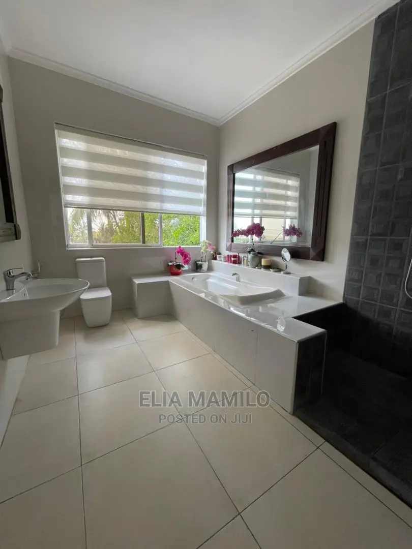 4bdrm House in Kunduchi, Dar Es for Sale