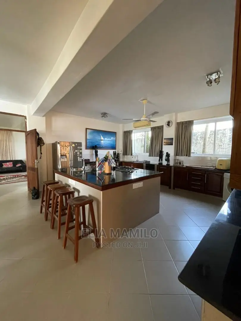 4bdrm House in Kunduchi, Dar Es for Sale