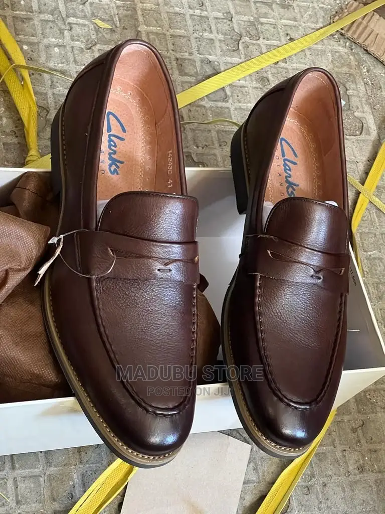 Classic Men's Official Shoes