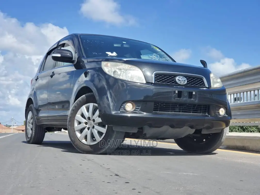 Toyota Rush 1.5 AWD 2010 Black