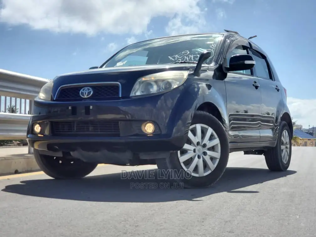 Toyota Rush 1.5 AWD 2010 Black