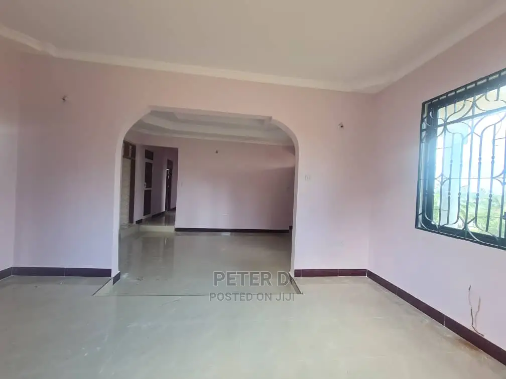 3bdrm House in Goba for Sale