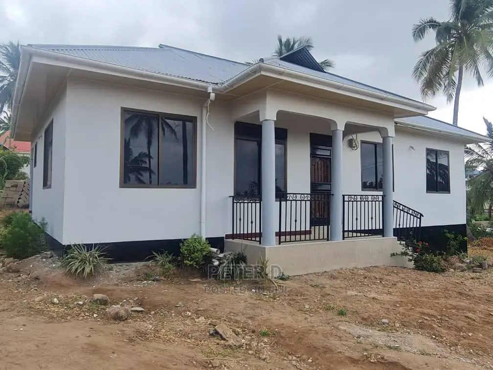 3bdrm House in Goba for Sale