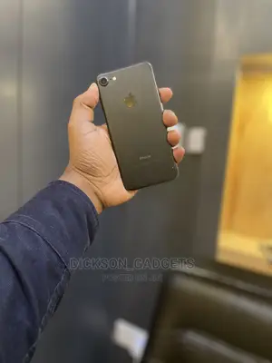 Apple iPhone 7 32 GB Black