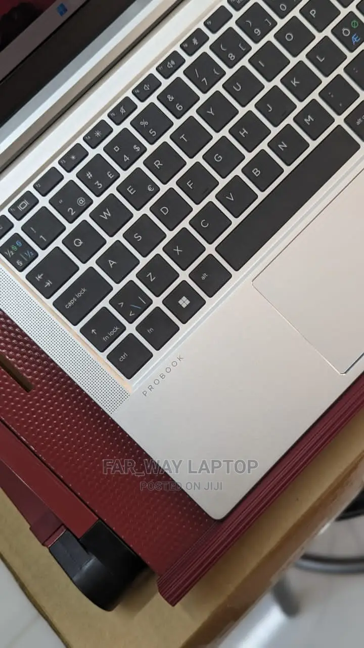 New Laptop HP ProBook 430 G8 8GB Intel Core I3 SSD 256GB