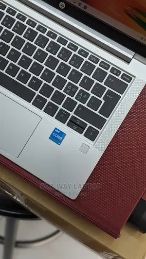 New Laptop HP ProBook 430 G8 8GB Intel Core I3 SSD 256GB