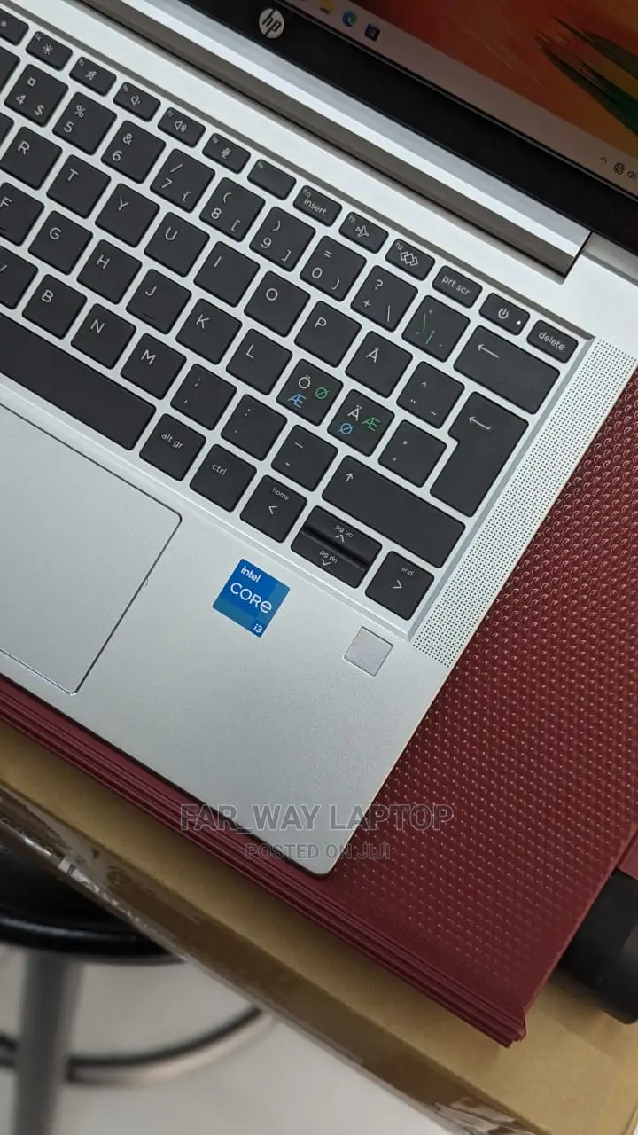 New Laptop HP ProBook 430 G8 8GB Intel Core I3 SSD 256GB