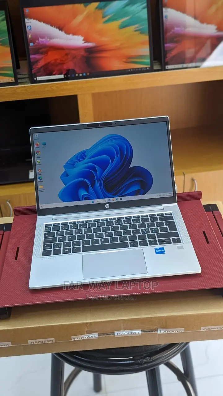 New Laptop HP ProBook 430 G8 8GB Intel Core I3 SSD 256GB