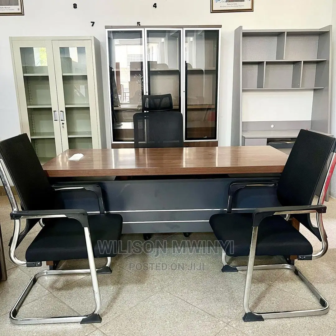 Office Table + Chairs(3)/Meza Na Viti Full Set
